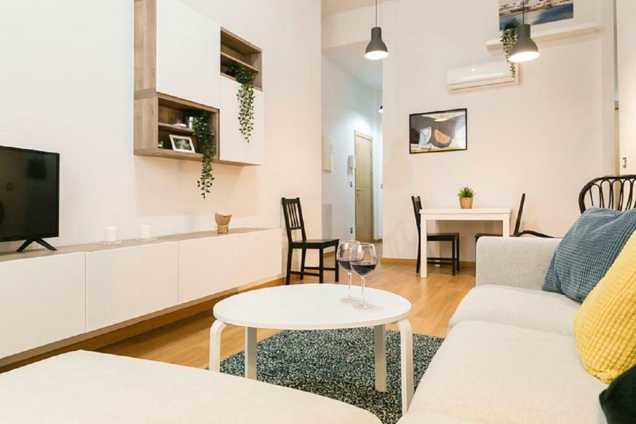 Family Apartment Patio&Swimming Pool In Center Málaga Exteriör bild