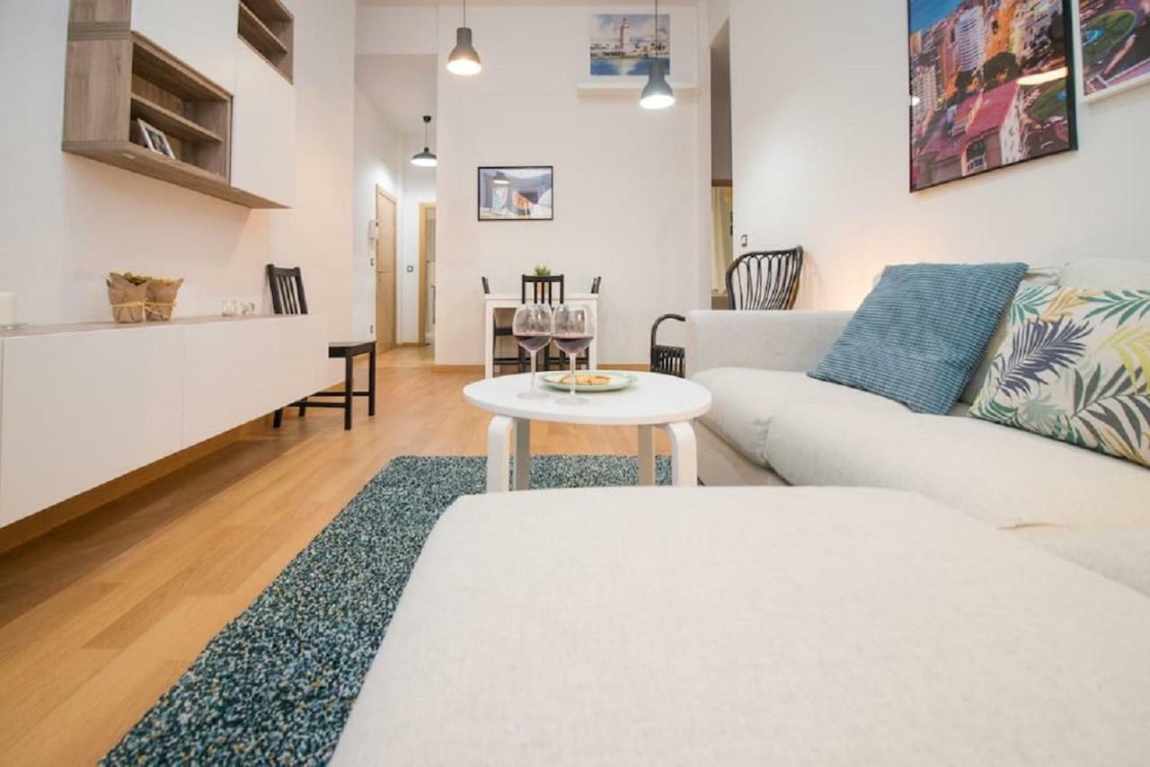 Family Apartment Patio&Swimming Pool In Center Málaga Exteriör bild