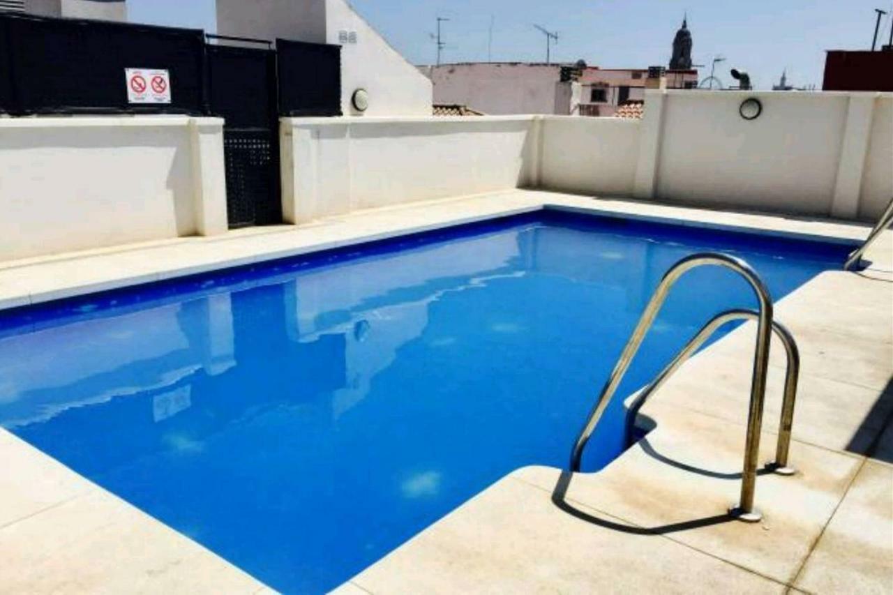 Family Apartment Patio&Swimming Pool In Center Málaga Exteriör bild